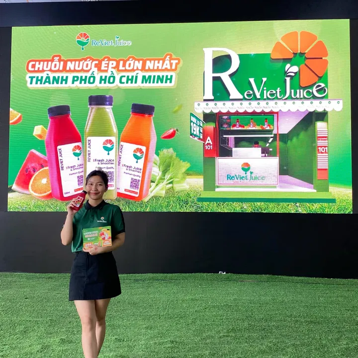 Nước Ép ReViet Tham Gia Gian Hàng Ẩm Thực Trong Lễ Hội Hozo